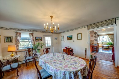 Welcome to this well-maintained and spacious 4-bedroom - photo 11