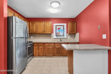 Welcome to 87 Mount Matterhorn Lane in sought-after Holiday City - photo 12