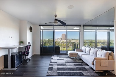 Enjoy iconic, unobstructed views of the Japanese Friendship