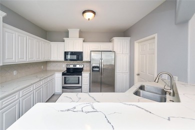 Welcome home to this charming 3 bedroom, 2 bath residence - photo 14