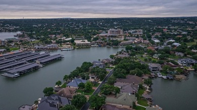 Nestled in the heart of Horseshoe Bay, this beautifully - photo 14