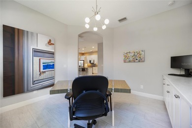 STUNNING BACKYARD WITH GORGEOUS PALMS!!!! HIGH CEILINGS AND SO