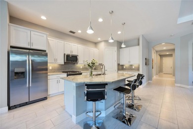 STUNNING BACKYARD WITH GORGEOUS PALMS!!!! HIGH CEILINGS AND SO