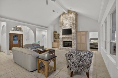 Nestled in the heart of Horseshoe Bay, this beautifully - photo 21