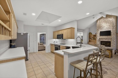 Nestled in the heart of Horseshoe Bay, this beautifully - photo 24