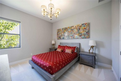 STUNNING BACKYARD WITH GORGEOUS PALMS!!!! HIGH CEILINGS AND SO