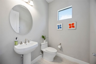 STUNNING BACKYARD WITH GORGEOUS PALMS!!!! HIGH CEILINGS AND SO