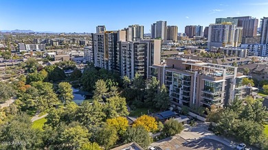 Enjoy iconic, unobstructed views of the Japanese Friendship