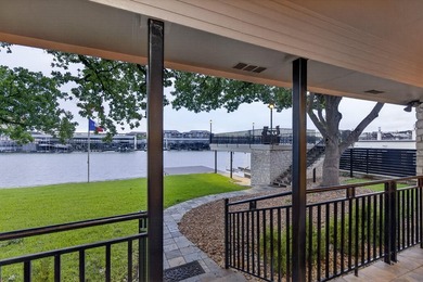 Nestled in the heart of Horseshoe Bay, this beautifully - photo 36
