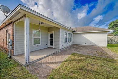 Welcome home to this charming 3 bedroom, 2 bath residence - photo 40