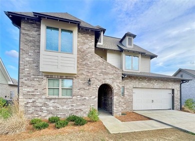 Farmville Lakes Home For Sale in Auburn Alabama