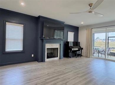 Serene lakefront living on a quiet cul-de-sac in the desirable - photo 9