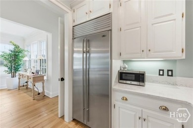 Introducing 437 Belted Kingfisher Lane, an extraordinary - photo 19