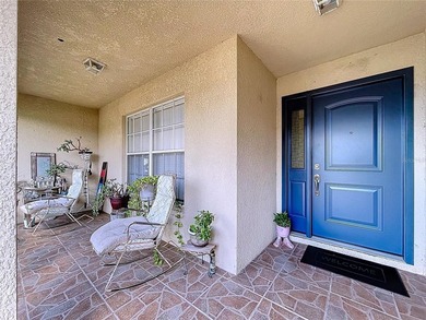 Enjoy one of the larger homesites in the area with room to add a - photo 4