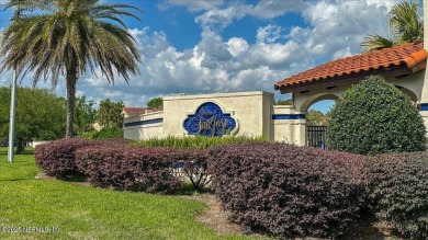 Lake Condo For Sale in Jacksonville, Florida