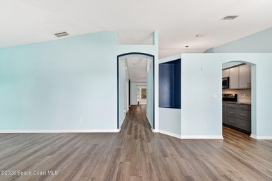 Welcome home to this well-maintained 3bed/2bath split-bedroom - photo 5