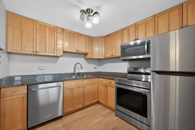 Additional listing photo 1