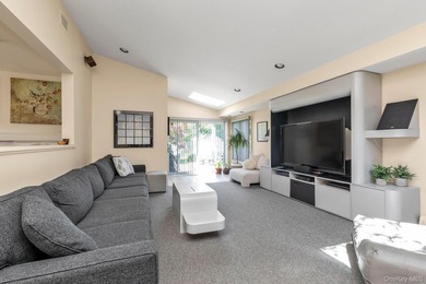 Welcome to 25 Linden Lane, a beautiful spacious, one of a kind - photo 11