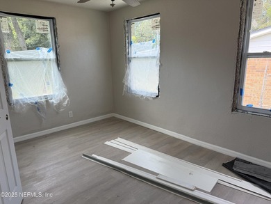 A charming fixer upper in Murray Hill! Come and make this lovely - photo 11
