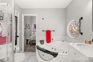 One-of-a-kind fully remodeled lakefront home on Mile Marker 3 - photo 13