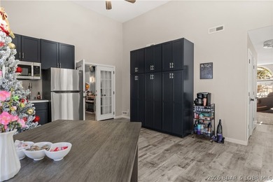One-of-a-kind fully remodeled lakefront home on Mile Marker 3 - photo 14