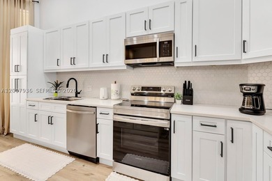 Beautiful one story home in Heron Bay COMPLETELY RENOVATED with - photo 16