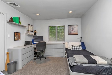 Welcome to 25 Linden Lane, a beautiful spacious, one of a kind - photo 16