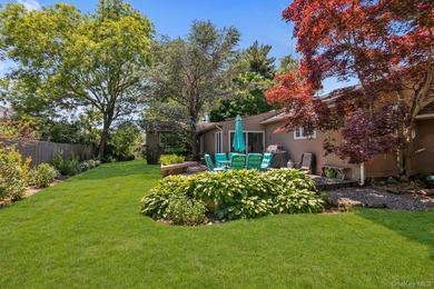 Welcome to 25 Linden Lane, a beautiful spacious, one of a kind - photo 18
