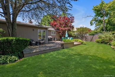 Welcome to 25 Linden Lane, a beautiful spacious, one of a kind - photo 19
