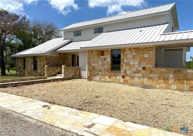 (private lake, pond, creek) Home For Sale in Moody Texas