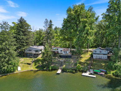 Quiet Escape on Papakeechie Lakefront - Lake Home For Sale in Syracuse, Indiana