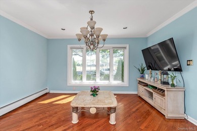 MOTIVATED SELLER! 4 BEDROOM 2.5 BATH SPLANCH IN THE MADISON AREA - photo 9