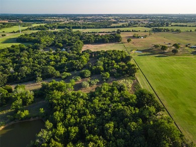 The Cross Roads L2 Ranch is a prime parcel located in the city - photo 4