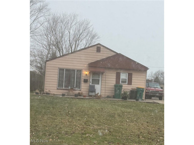 Lake Erie - Lake County Home Sale Pending in Mentor Ohio