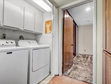 Welcome to Rose Terrace in Signal Hill! This spacious 2-bedroom - photo 16