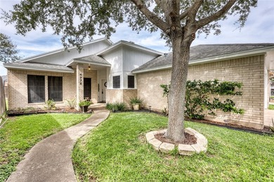 Welcome Home to this Charming 3- bedroom, 2-bedroom Home in The - photo 1