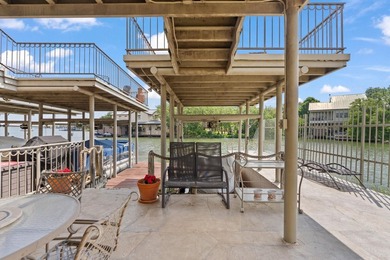 Enjoy the best of Lake LBJ living in this spacious 3-bedroom, 3 - photo 32