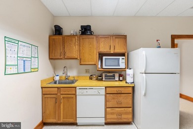 This 3200 sq. ft. professional office condo configured for a - photo 16