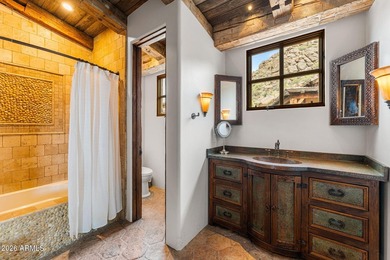 RARE ARCHITECTURE, PINNACLE PEAK VIEWS, DETACHED GUEST HOUSE, & - photo 18