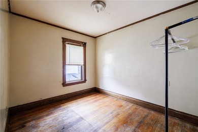 Fully vacant duplex in the Lyell/Otis neighborhood! Rare - photo 19