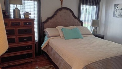 Lovely 2-bedroom and 2 bath updated home in The Hamptons of - photo 22