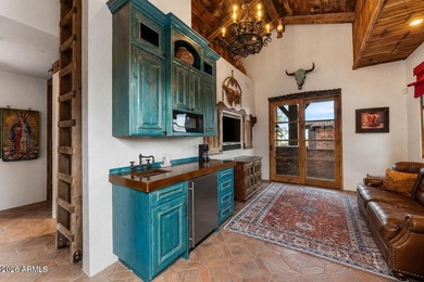 RARE ARCHITECTURE, PINNACLE PEAK VIEWS, DETACHED GUEST HOUSE, & - photo 26