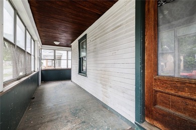 Fully vacant duplex in the Lyell/Otis neighborhood! Rare - photo 31