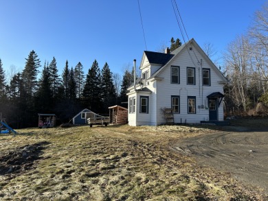 RANGELEY VILLAGE - Cheery, sun filled 3BR, 2BA home offers - Lake Home For Sale in Rangeley, Maine
