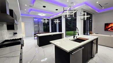 Welcome to this unique and luxurious modern Estate in Plantation - photo 16