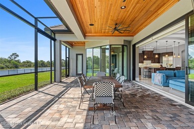 The gates of the prestigious Adelaide community in West Viera - photo 17