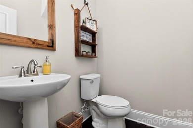 Welcome home to 115 Mint Ave., Unit D! A beautiful - photo 19