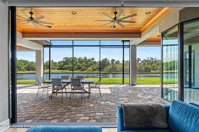The gates of the prestigious Adelaide community in West Viera - photo 19