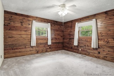 Discover the perfect blend of privacy, space, and lake living on - photo 23