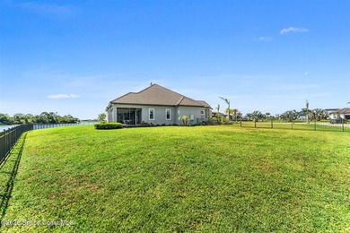 The gates of the prestigious Adelaide community in West Viera - photo 27